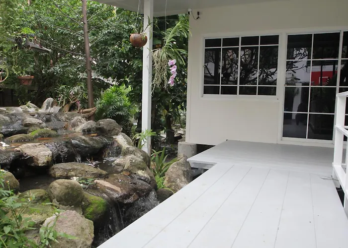 Homeku 4 Cozy Close To Suvarnabhumi Airport シャレー *